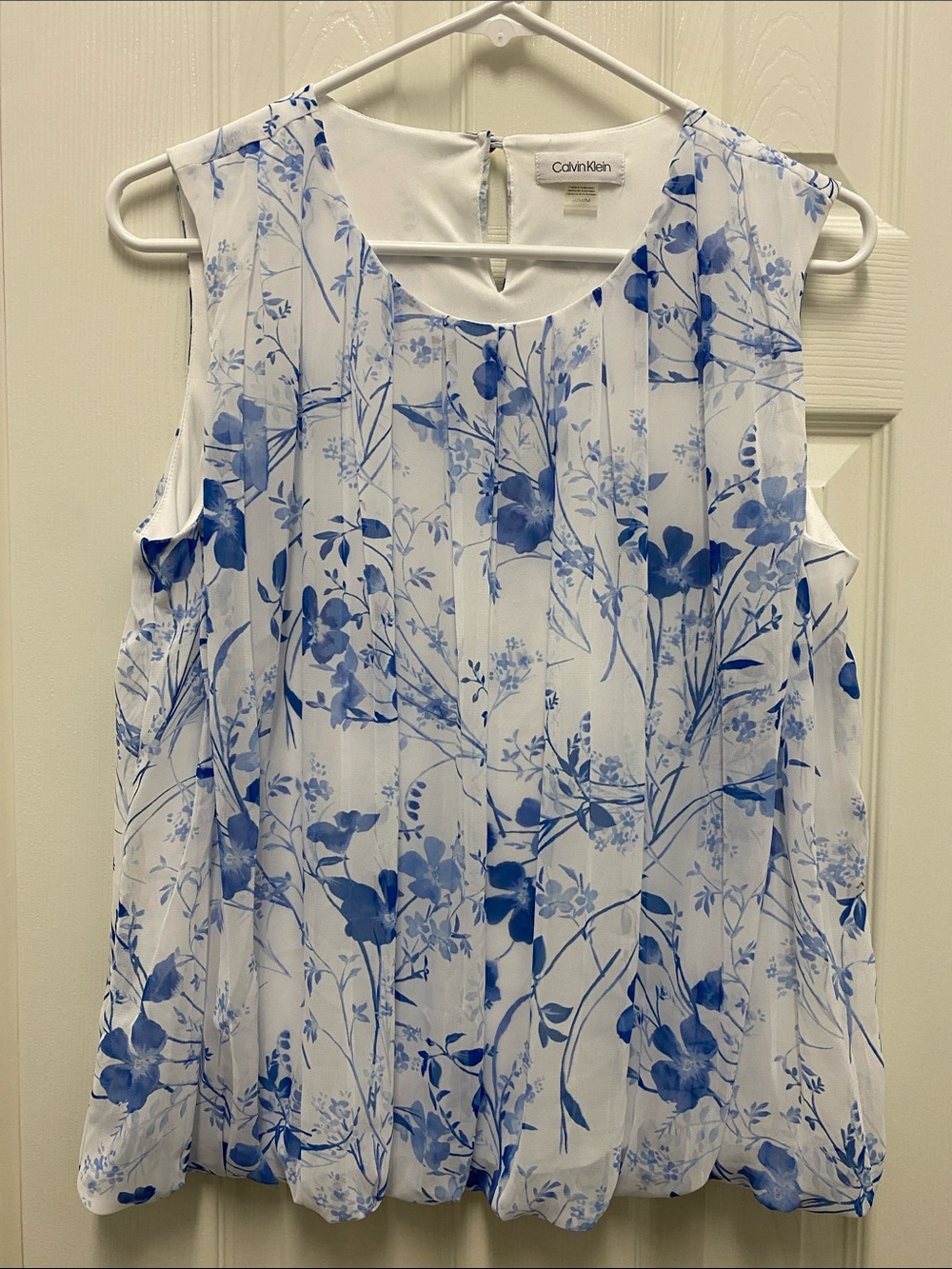 Calvin Klein White Tank Top with Blue Floral Print sz M